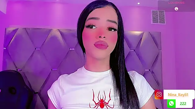 Snapshot of Nina_Keyli chatting on November 29, 2025, 7:50 pm Nina Keyli online show from November 29, 2025, 7:50 pm