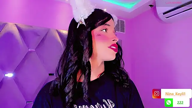 Snapshot of Nina_Keyli chatting on December 5, 2025, 7:54 pm Nina Keyli online show from December 5, 2025, 7:54 pm