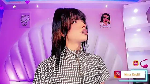 Nina Keyli online show from April 5, 2026, 8:28 pm