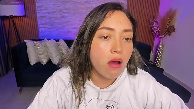 Snapshot of heidy_johns chatting on November 20, 2025, 3:07 am heidy johns online show from November 20, 2025, 3:07 am