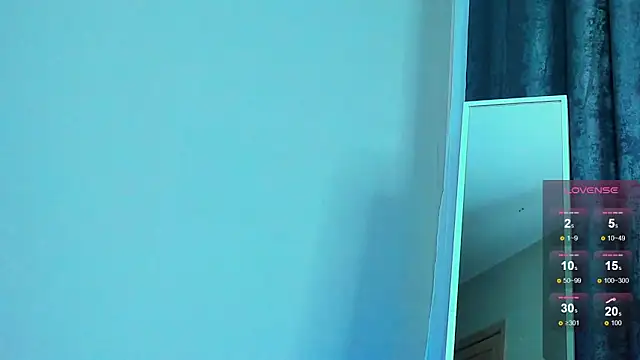 Snapshot of Coraline_Beldam chatting on March 13, 2025, 9:16 pm Coraline Beldam online show from March 13, 2025, 9:16 pm