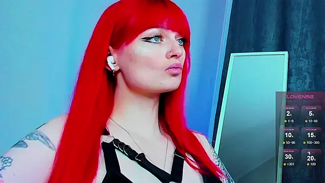 Snapshot of Coraline_Beldam chatting on March 19, 2025, 9:05 pm Coraline Beldam online show from March 19, 2025, 9:05 pm