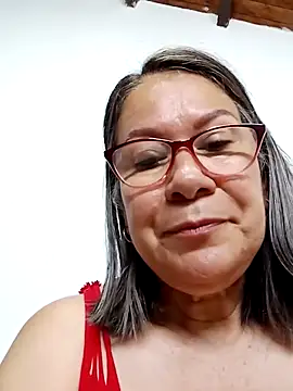 victoria wayne online show from November 19, 2025, 10:37 am