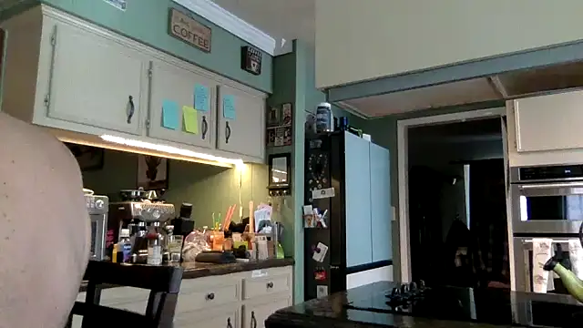 superbearboss online show from December 18, 2025, 4:46 pm