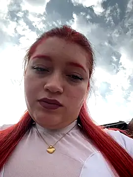 Snapshot of Karina_Leon chatting on December 15, 2025, 8:13 pm Karina Leon online show from December 15, 2025, 8:13 pm