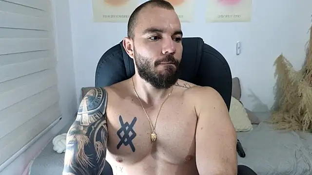 Isaac Carter online show from November 28, 2025, 10:51 am