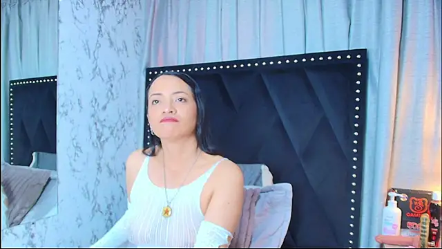 Snapshot of AvaX_777 chatting on June 6, 2026, 6:01 pm AvaX 777 online show from June 6, 2026, 6:01 pm