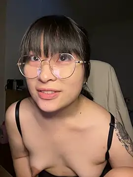 Snapshot of 214Jun chatting on October 14, 2025, 3:46 pm 214Jun online show from October 14, 2025, 3:46 pm