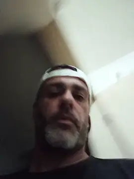 Snapshot of Fzssp chatting on June 20, 2026, 4:37 am Fzssp online show from June 20, 2026, 4:37 am