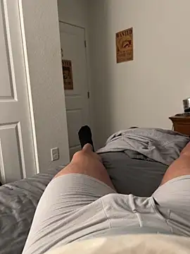 takiyaki28 online show from February 27, 2026, 6:13 am