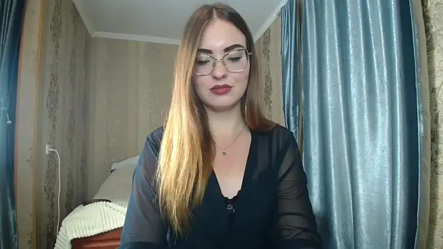 Leila Kissyu online show from September 27, 2025, 6:02 pm