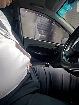 dam-her-boy online show from September 16, 2025, 1:39 am