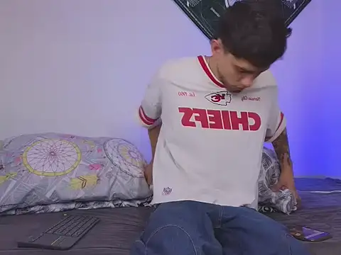 samevansx  online show from September 20, 2025, 5:14 pm