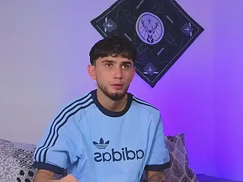 samevansx  online show from October 18, 2025, 3:13 pm