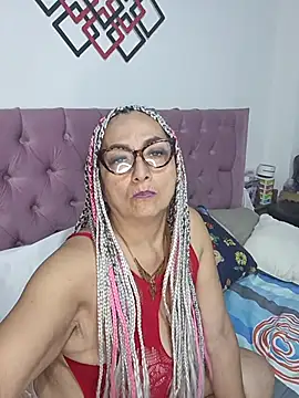 Snapshot of AlessandraLeroy chatting on November 26, 2025, 1:39 am AlessandraLeroy online show from November 26, 2025, 1:39 am