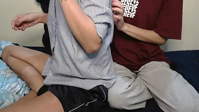 Snapshot of NaughtyThrouple007 chatting on November 16, 2025, 7:03 am NaughtyThrouple007 online show from November 16, 2025, 7:03 am