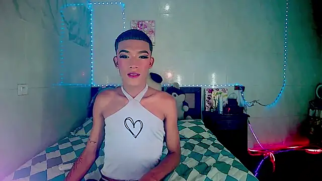 Snapshot of KimberlyXtreme chatting on October 30, 2025, 3:57 pm KimberlyXtreme online show from October 30, 2025, 3:57 pm