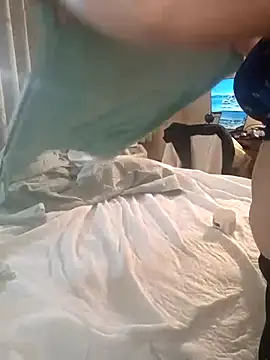 Snapshot of KITTYBOOBOOFUXX chatting on November 24, 2025, 9:58 pm KITTYBOOBOOFUXX online show from November 24, 2025, 9:58 pm