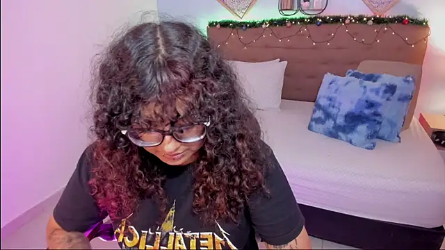  Lilly miller online show from December 3, 2025, 7:45 pm