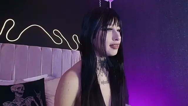 Zhally Dee online show from January 31, 2026, 7:45 pm