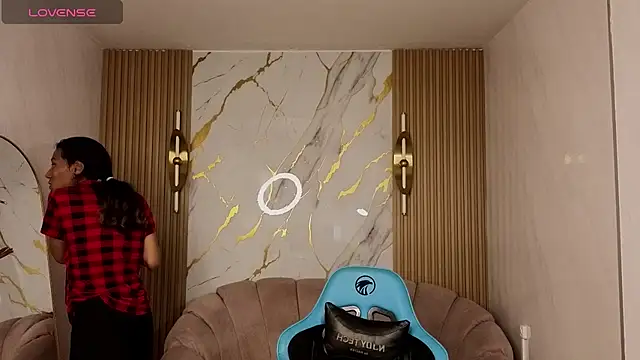  wendy b online show from November 7, 2025, 3:06 am