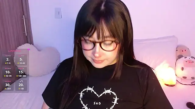 Snapshot of Oliviargf chatting on December 14, 2025, 11:42 pm Oliviargf online show from December 14, 2025, 11:42 pm