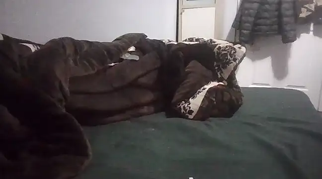 Snapshot of njariwala6 chatting on March 8, 2025, 2:12 am njariwala6 online show from March 8, 2025, 2:12 am