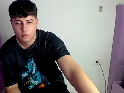 CrissConor online show from May 22, 2026, 4:23 pm