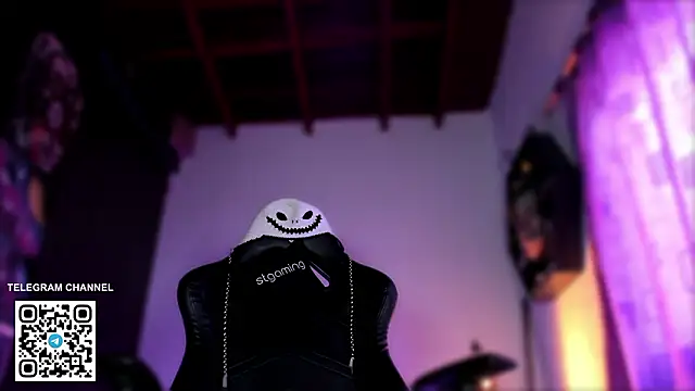 sofiafenty online show from March 9, 2026, 6:01 pm