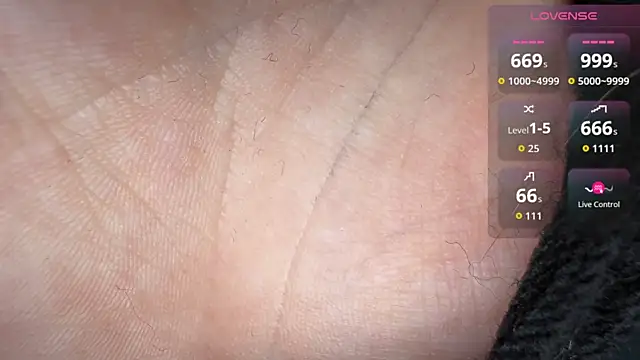 Snapshot of yourvodka chatting on November 26, 2025, 11:39 pm yourvodka online show from November 26, 2025, 11:39 pm