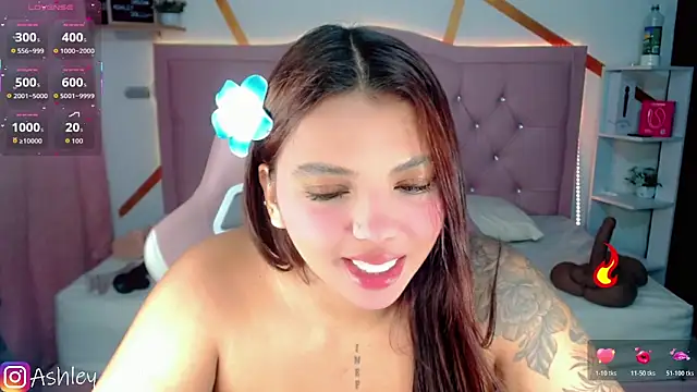 Ashley dolll online show from October 21, 2025, 9:04 pm