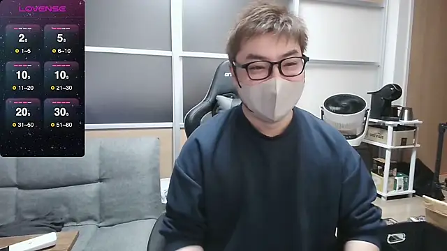 donkey 0628 online show from March 11, 2025, 1:12 pm