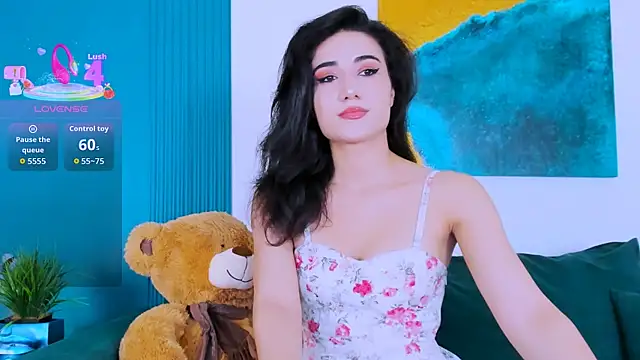 Maya Rogerss online show from October 4, 2025, 2:48 pm