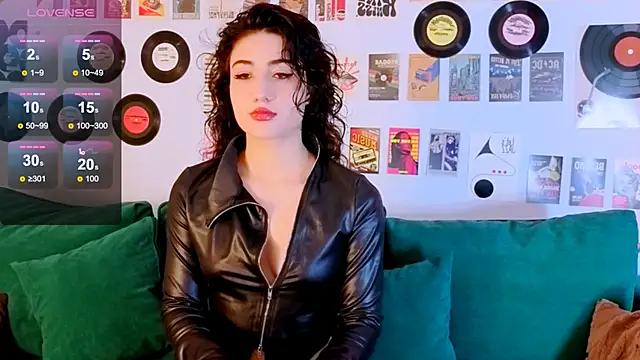 Maya Rogerss online show from May 4, 2026, 2:35 pm
