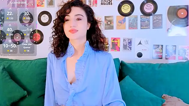 Maya Rogerss online show from May 13, 2026, 2:36 pm