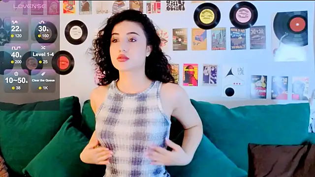 Maya Rogerss online show from June 14, 2026, 2:52 pm