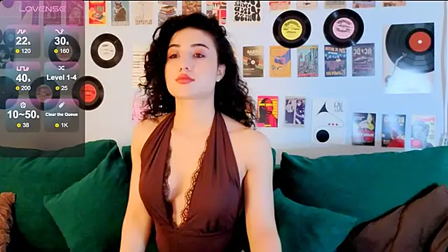 Maya Rogerss online show from June 20, 2026, 3:04 pm