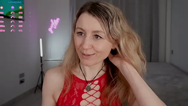 Snapshot of __Milana____ chatting on April 13, 2026, 2:55 pm Milana online show from April 13, 2026, 2:55 pm