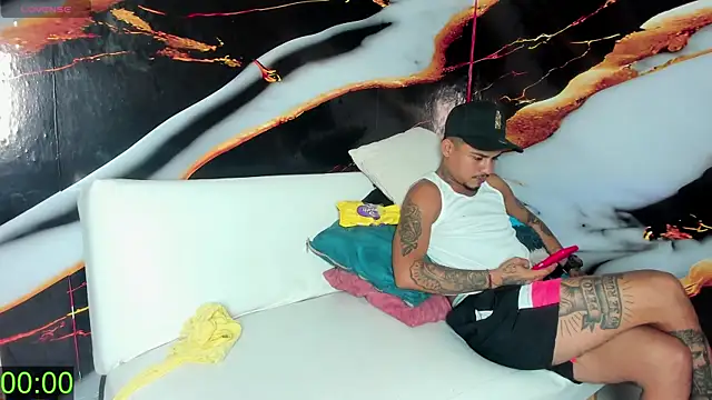 Snapshot of hot_dirty_paradise_66 chatting on March 3, 2026, 4:29 am hot dirty paradise 66 online show from March 3, 2026, 4:29 am