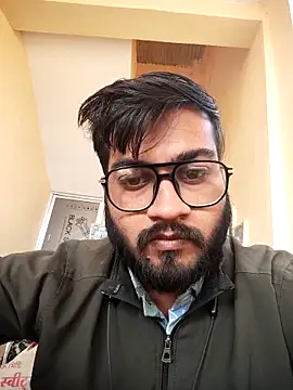 Snapshot of mpaale11 chatting on November 13, 2025, 8:13 am mpaale11 online show from November 13, 2025, 8:13 am