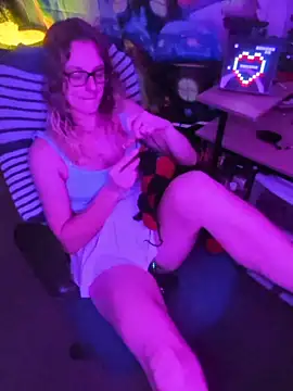 Snapshot of AlicePayne chatting on February 11, 2026, 5:23 am AlicePayne online show from February 11, 2026, 5:23 am