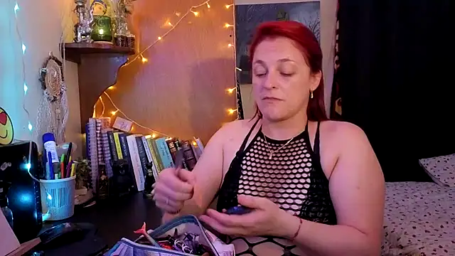 ValkaBlue online show from September 13, 2025, 4:01 am