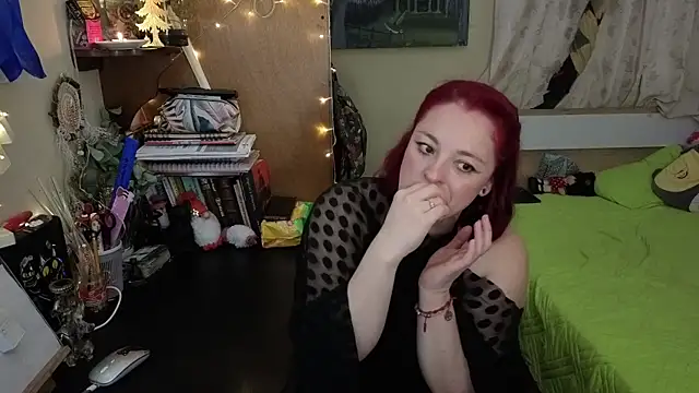 ValkaBlue online show from December 17, 2025, 4:07 am