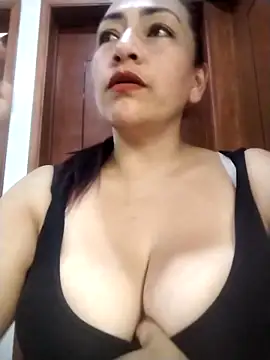 Snapshot of Carlasm- chatting on September 13, 2025, 5:35 pm Carlasm- online show from September 13, 2025, 5:35 pm