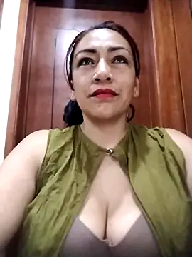 Snapshot of Carlasm- chatting on October 8, 2025, 9:45 pm Carlasm- online show from October 8, 2025, 9:45 pm