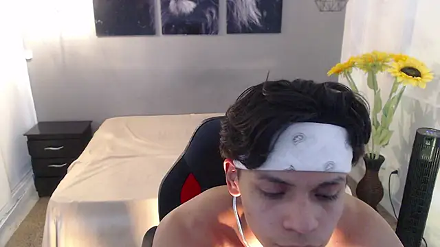 Snapshot of Draco_collins chatting on March 18, 2025, 9:42 am Draco collins online show from March 18, 2025, 9:42 am