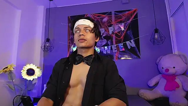 Snapshot of Draco_collins chatting on October 24, 2025, 8:38 pm Draco collins online show from October 24, 2025, 8:38 pm