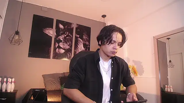 Snapshot of Draco_collins chatting on November 13, 2025, 5:01 pm Draco collins online show from November 13, 2025, 5:01 pm