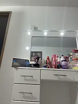 AlesiaCooper online show from March 20, 2026, 12:37 am