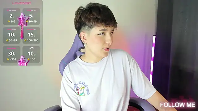 emma cute7 online show from November 14, 2025, 12:09 am